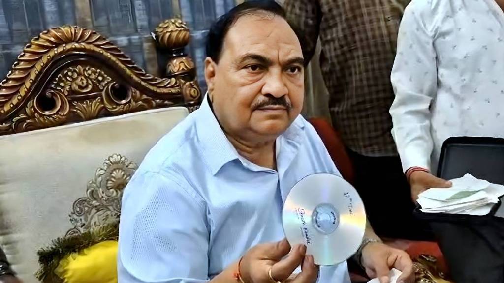 Eknath Khadse CD jalgaon bungalow theft