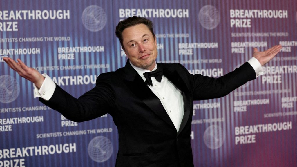 Elon Musk richest employee in the world Elon Musk richest employee in the world