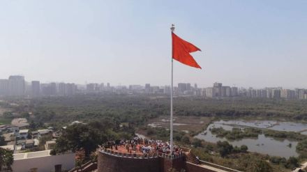Mira Bhayandar civic body to relocate 105 foot saffron flag on historic Ghodbunder Fort