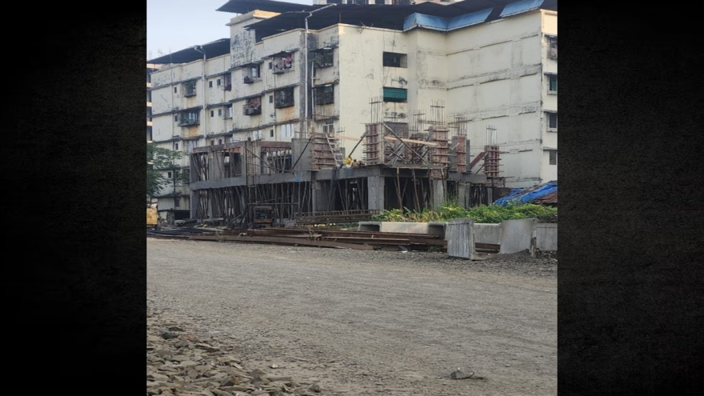 Illegal building Rapid freight corridor railway land Dombivli encroachment issue safety risk Illegal building Rapid freight corridor railway land Dombivli encroachment issue safety risk