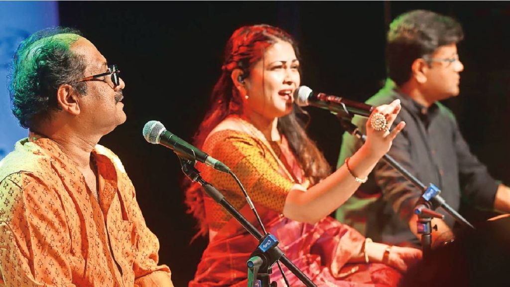 vaibhav joshi priyanka barve music poetry evening at atrey rangmandir lokasatta litfest event