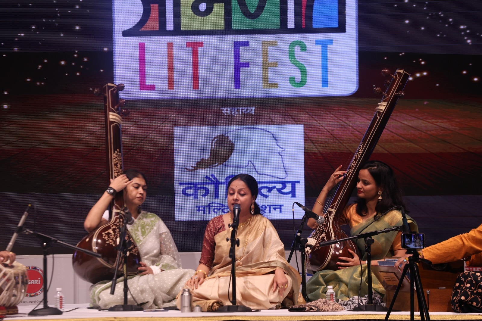 Loksatta Abhijaat Litfest 2025