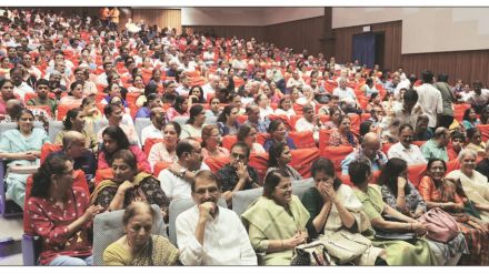 chiranjeev perfect bighadlay play launch at loksatta abhijat litfest event