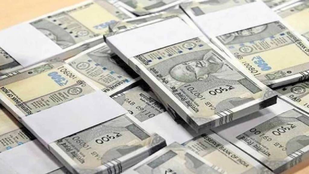 Madhya-Pradesh-caught-with-Rs-2-lakh Madhya-Pradesh-caught-with-Rs-2-lakh
