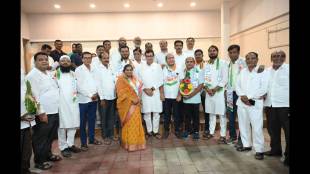 A major setback for the Mahayuti in Srirampur; Office bearers join Congress