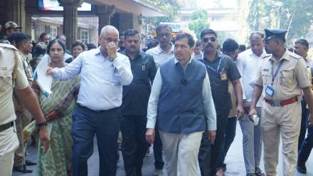 Mangal Prabhat Lodha slams KEM Hospital administration management patients mumbai bmc