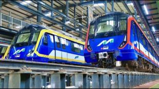 Metro 2A Roof corrosion MMMOCL begins anti rust repair work