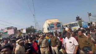 Angry citizens protest at Kanji House Chowk in Nagpur