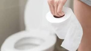 शौच करताना दिसतायत ‘ही’ लक्षणं; असू शकतं ‘या’ कॅन्सरचं सुरुवातीचं निदान!