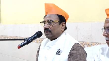 sudhir mungantiwar singing bhajan sudhir mungantiwar singing bhajan