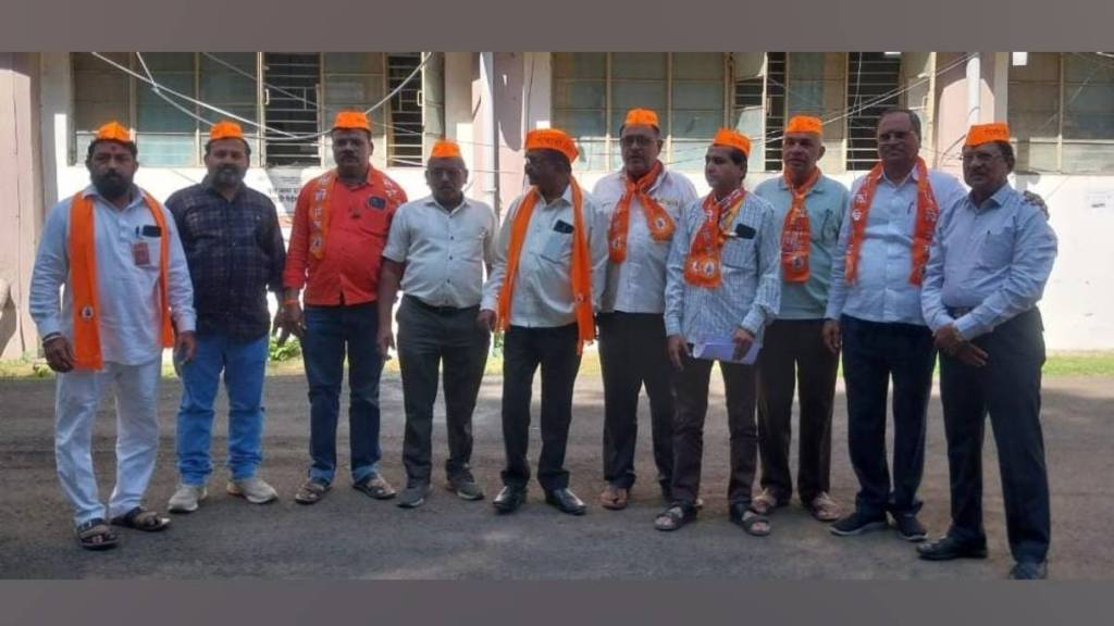 Sambhaji Brigade demands Dhule highway signboard Chhatrapati Sambhaji Nagar Sambhaji Brigade demands Dhule highway signboard Chhatrapati Sambhaji Nagar