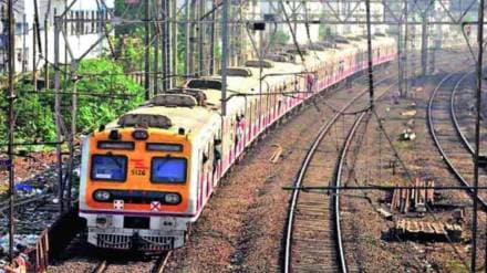 Central Railway mazdoor sangh protested CSMT