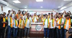 BVA and Shiv Sena UBT Workers Joins BJP: निवडणुकीच्या तोंडावर बविआ व ठाकरे गटाचे कार्यकर्त्यांचा भाजपात प्रवेश