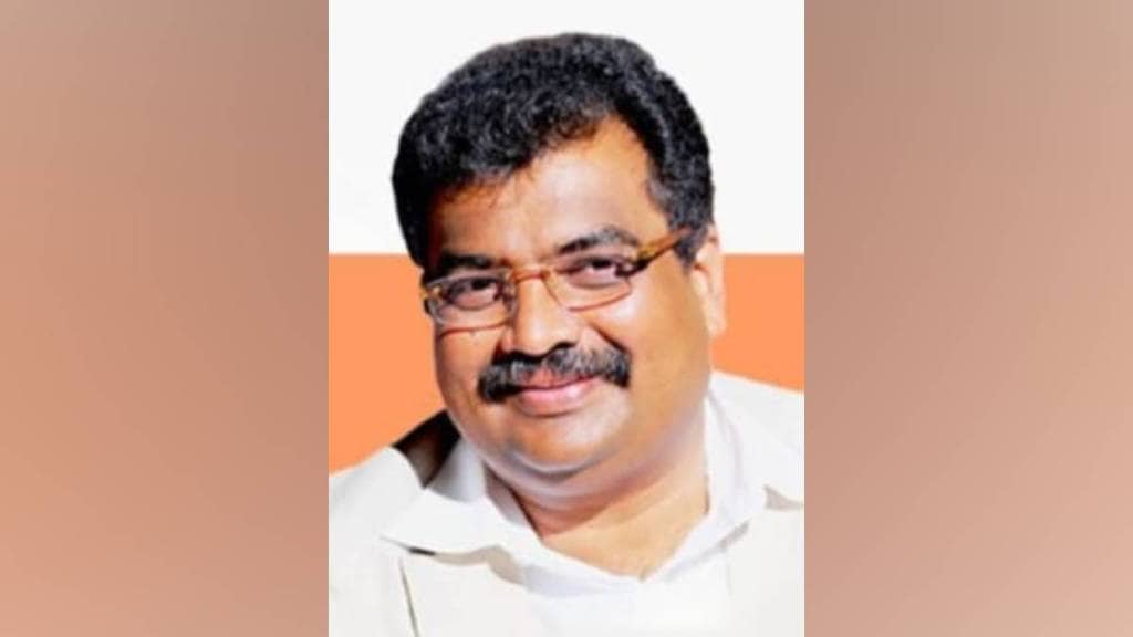 bjp mla Ravindra Chavan Defeated opposition candidates later joined BJP