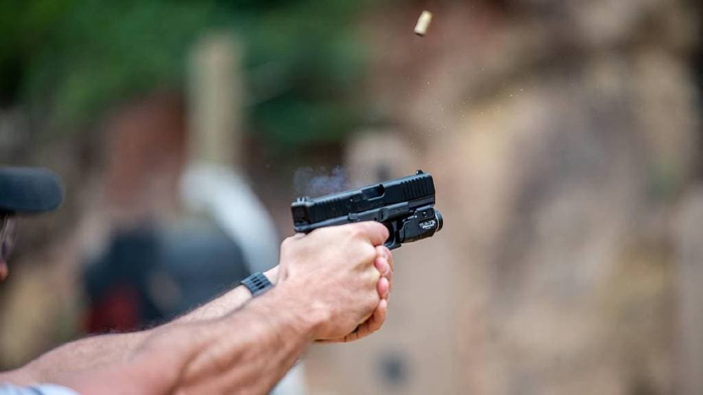 Jalgaon shooting, industrial area violence, Maharashtra crime news, gun violence in Jalgaon, police arrest in Jalgaon, violent incidents India, local crime updates,