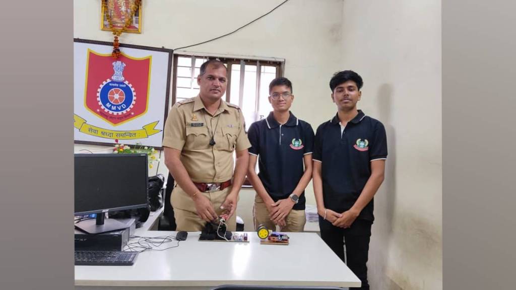 NIT Nagpur students developed advance Smart Helmet preventing bike from starting without wearing it