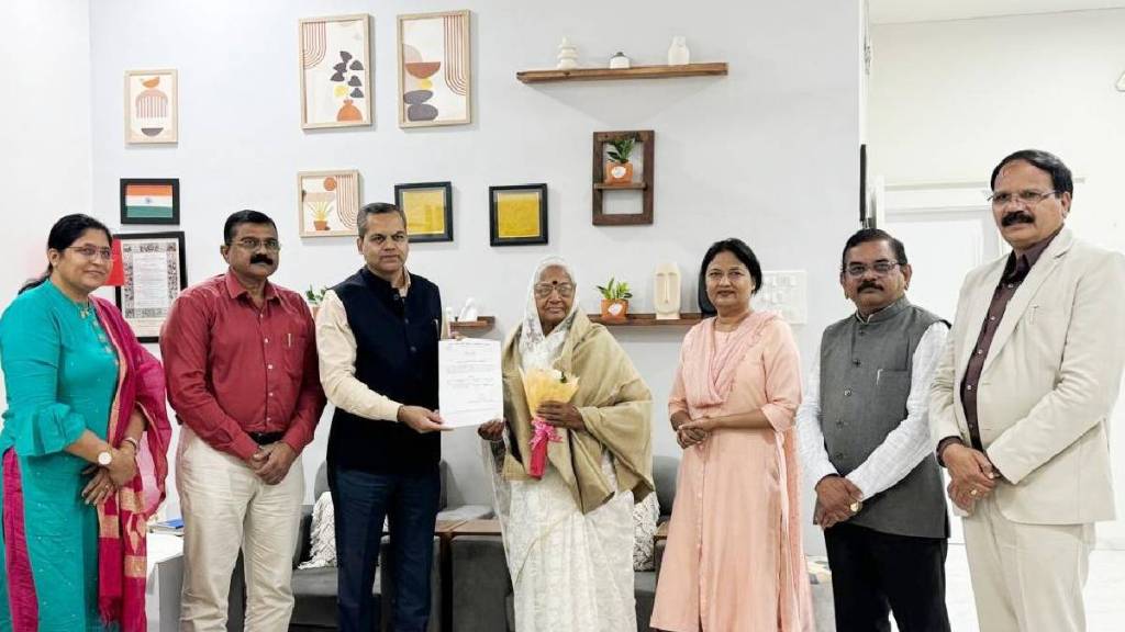 Dr Kamaltai gavai awarded honorary D Litt Dr Kamaltai gavai awarded honorary D Litt