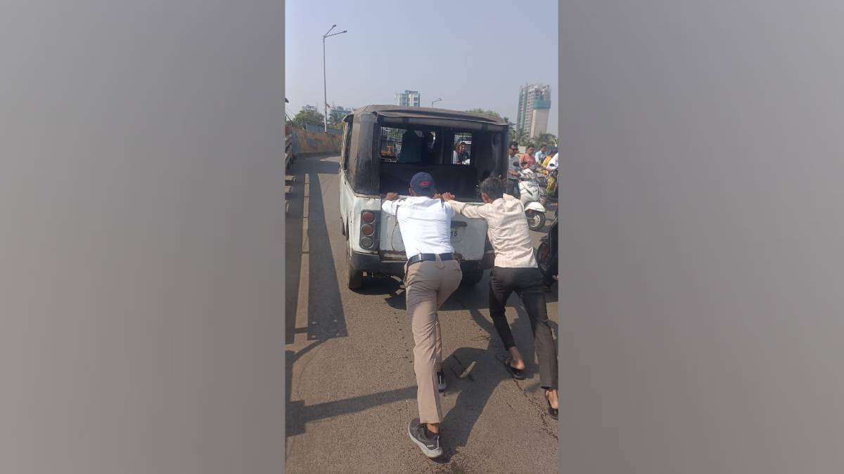 फोटो सोर्स : लोकसत्ता फोटो सोर्स : लोकसत्ता