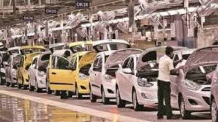 consumers bought vehicles in large quantities due to GST cuts lowered prices SIAM consumers bought vehicles in large quantities due to GST cuts lowered prices SIAM