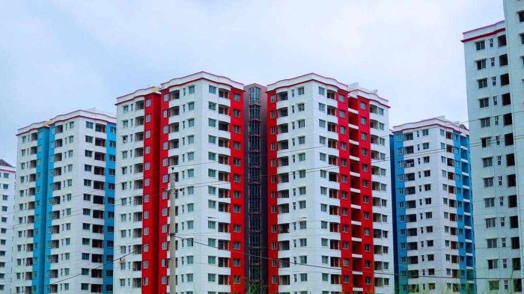 Mumbai redevelopment authority, Praveen Darekar, BJP Mumbai leader, redevelopment project funding, self-redevelopment schemes, Maharashtra government redevelopment, Mumbai redevelopment authority, Praveen Darekar, BJP Mumbai leader, redevelopment project funding, self-redevelopment schemes, Maharashtra government redevelopment,