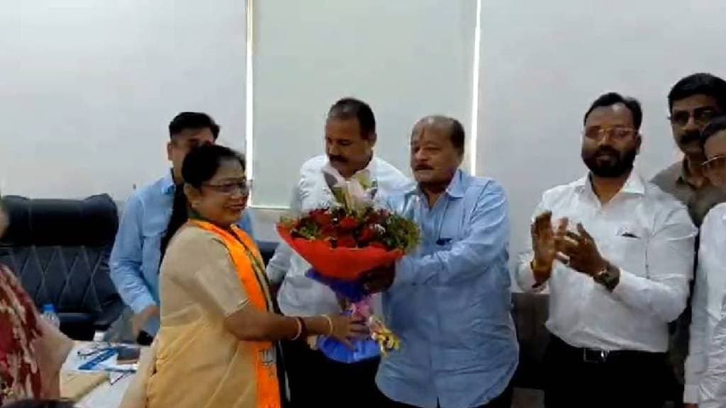 mahayuti chose Shiv Sena ubt corporator Tanuja Perekar mayor candidate for alibaug mahayuti chose Shiv Sena ubt corporator Tanuja Perekar mayor candidate for alibaug