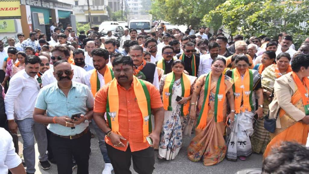 BJP delayed candidate list directing potential contenders by phone to file applications