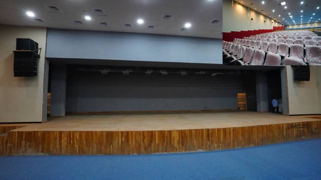 ganesh naik called majethia municipal theater too small and mini theater ganesh naik called majethia municipal theater too small and mini theater