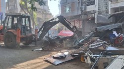 सांगलीत तिसऱ्या दिवशीही अतिक्रमणावर हातोडा, कॉलेज कॉर्नर झाला प्रशस्त