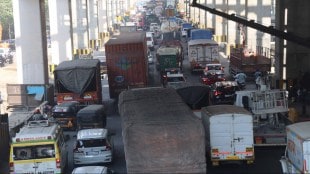 Thane Metro Crane Breakdown Ghodbunder Road Traffic Jam Diversion