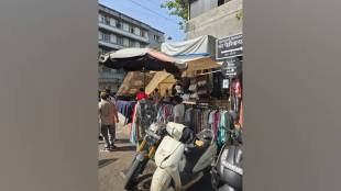 Colaba residents give BMC seven days to clear hawkers or residents will protest