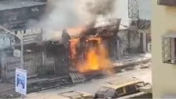 कुर्ल्यात गॅस वाहिनी फुटली; आगीत चार दुकाने भस्मसात…