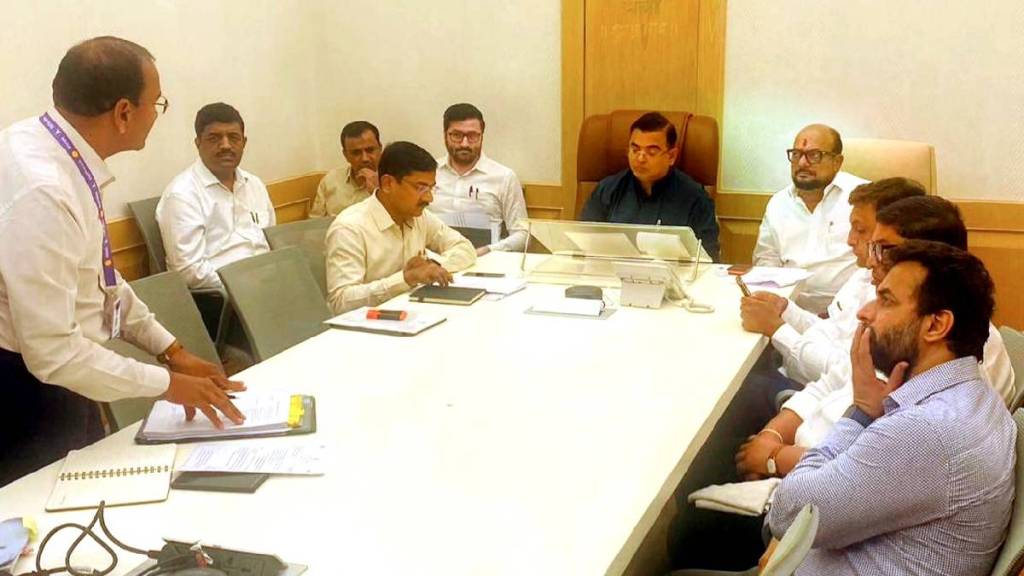 Ministry held review meeting to address Jalgaon banana farmers issues and boost exports