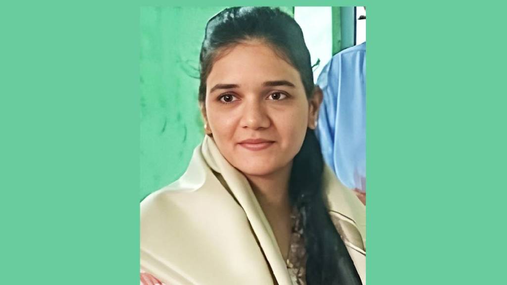 priyanka sarode from rozoda farm family cleared MPSC OBC category exam