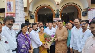 Congress dr Jitesh chaure and his wife yogita chaure joined BJP