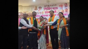 Nitin Raut Supporter Milind Sontakke Joins BJP Nagpur Politics Congress Corporation Election