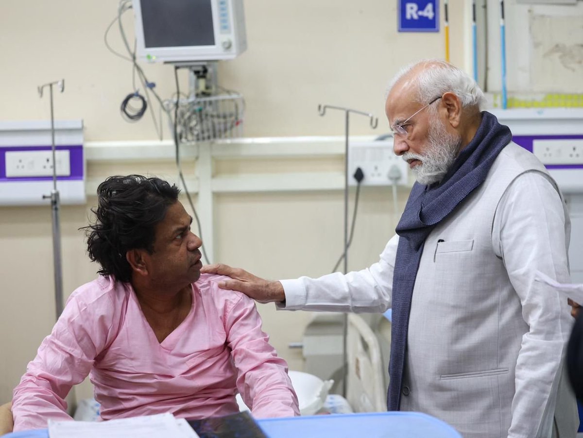 PM Modi visits victims after Red Fort blast in Delhi