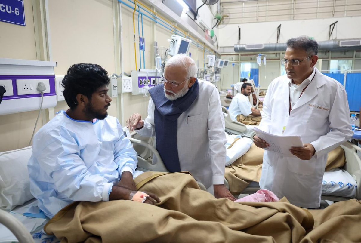 PM Modi visits victims after Red Fort blast in Delhi