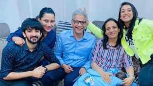 Smriti mandhana Family members Know About Her father Mother Brother and Sister in law nephew