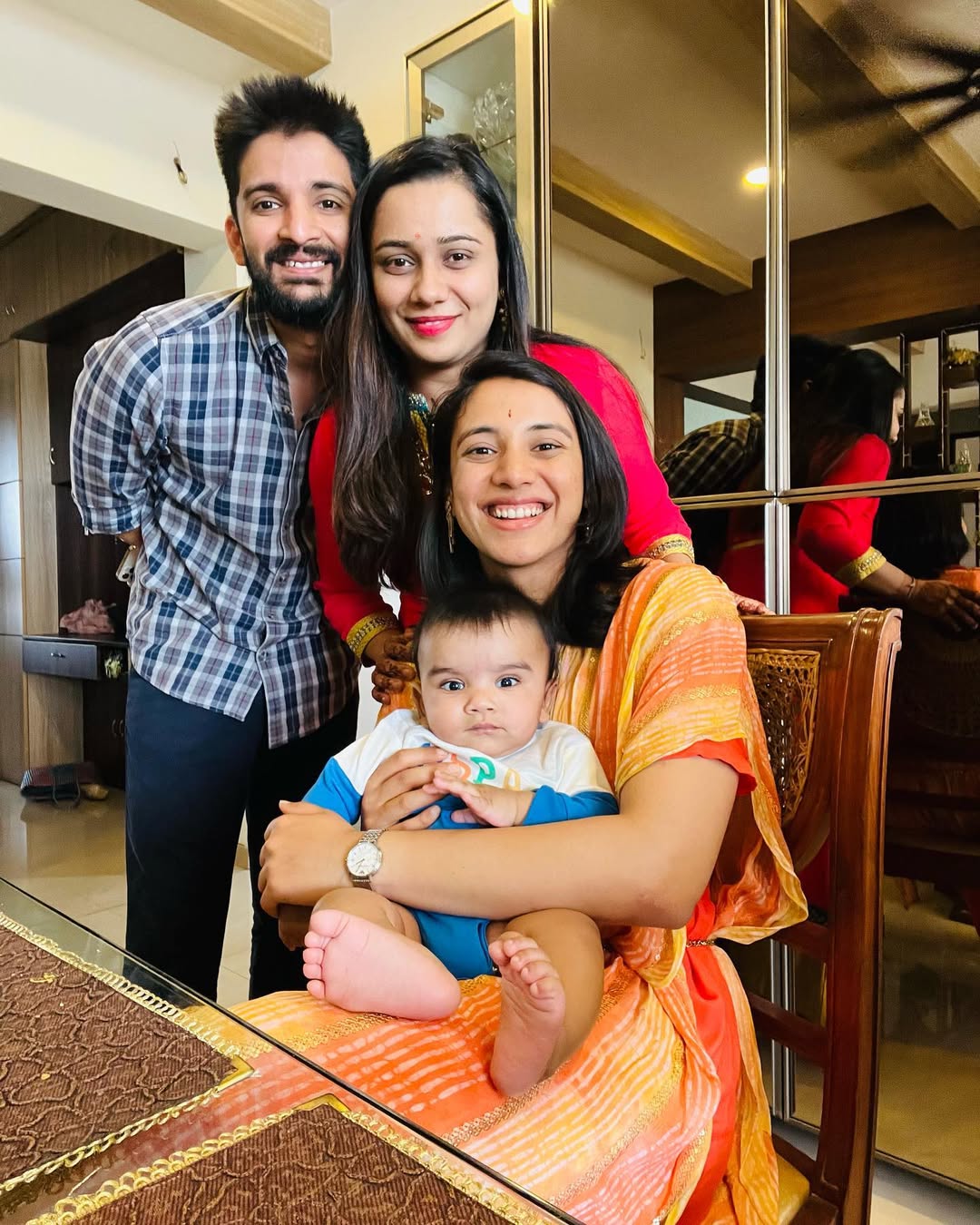 Smriti Mandhana Family Photos