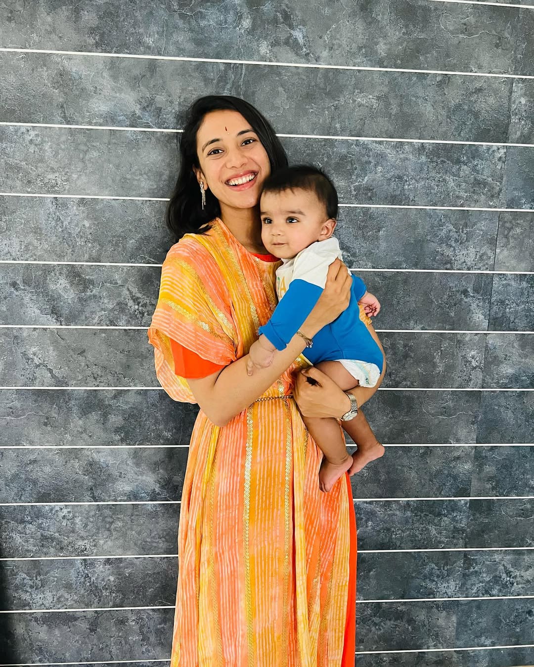 Smriti Mandhana Family Photos