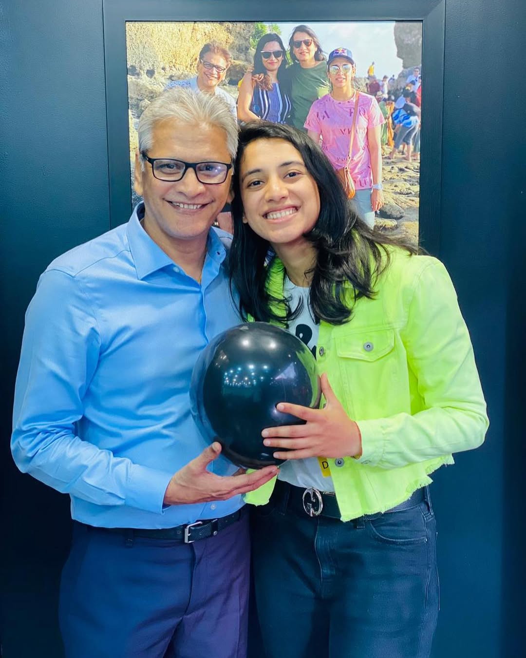 Smriti Mandhana Family Photos
