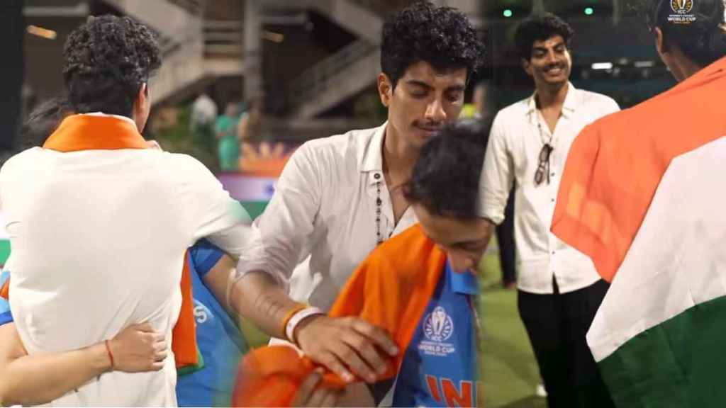 Smriti Mandhana Palash Muchhal World Cup Winning Celebration He Draped Indian Flag on her Video viral