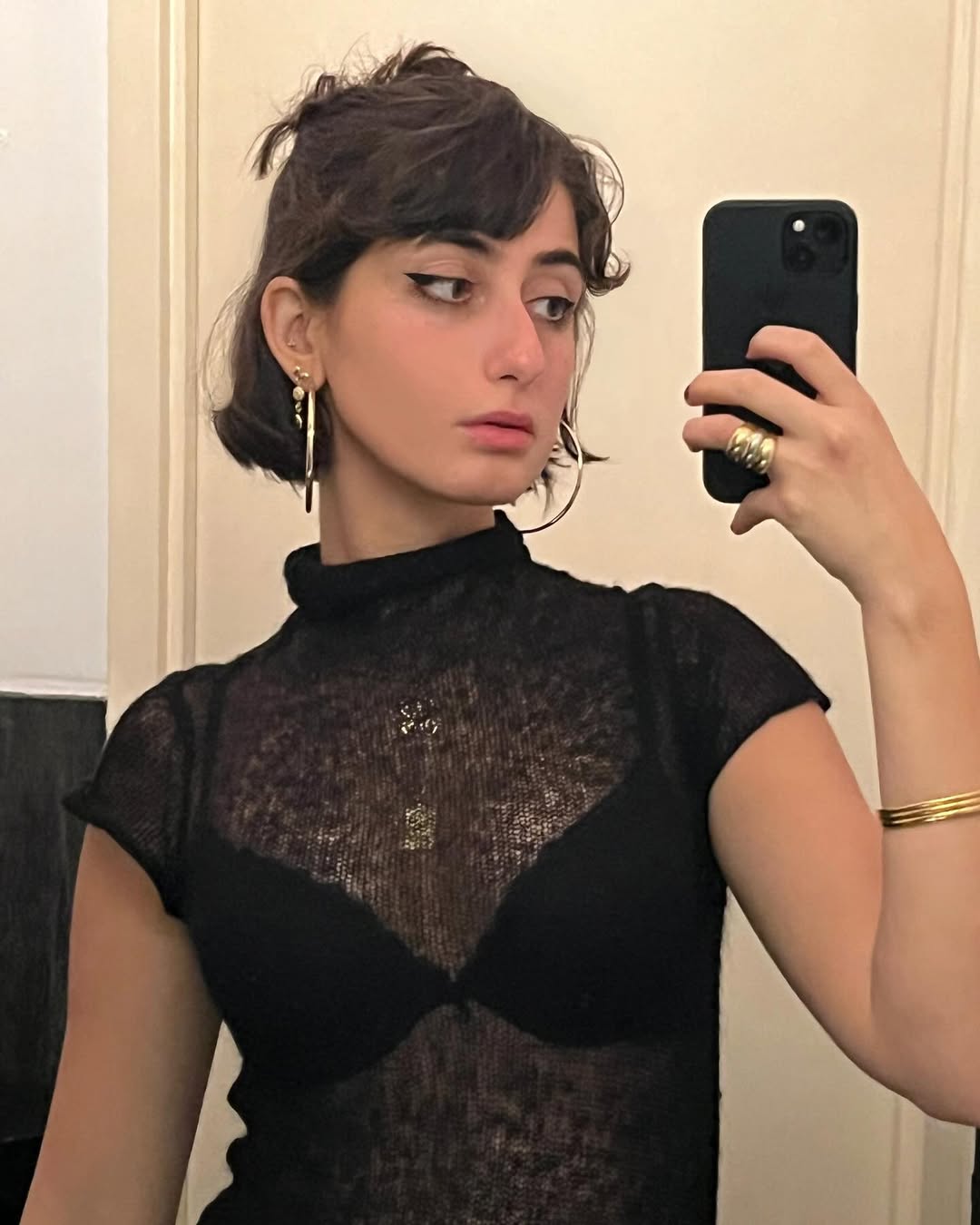 Syria artist rama duwaji