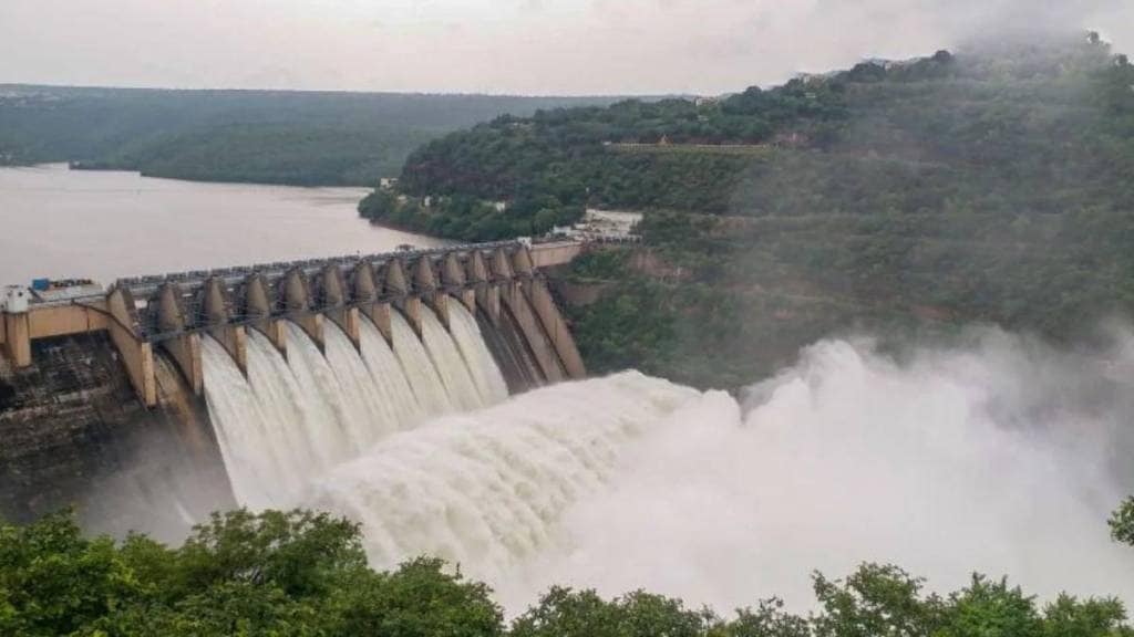MoU worth Rs 8000 crores signed for hydropower project Mumbai print news