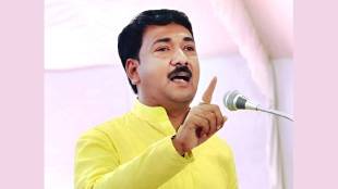 A blow to the Thackeray group; A case has been registered against a former MP before the municipal elections in Jalgaon