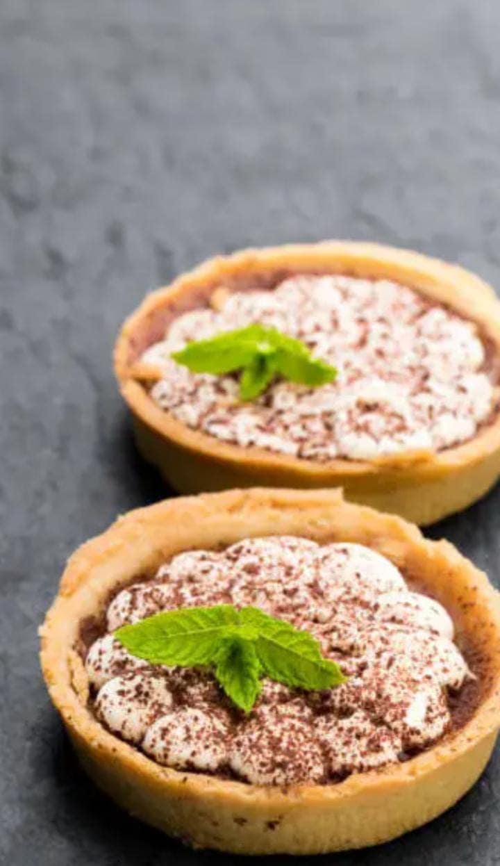 Delicious famous cake recipe dessert.