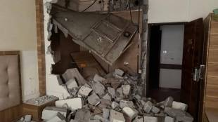 Zopu Authority takes action against HDIL unauthorized hotel in BKC Mumbai print news