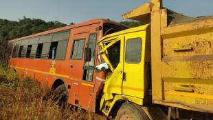 Twenty passengers injured in ST dumper collision on Kas plateau near Satara