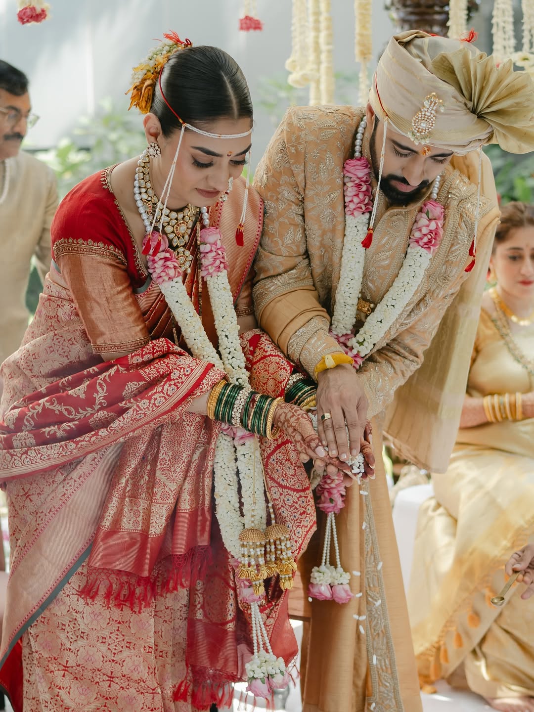 actor pratik deshmukh wedding photos