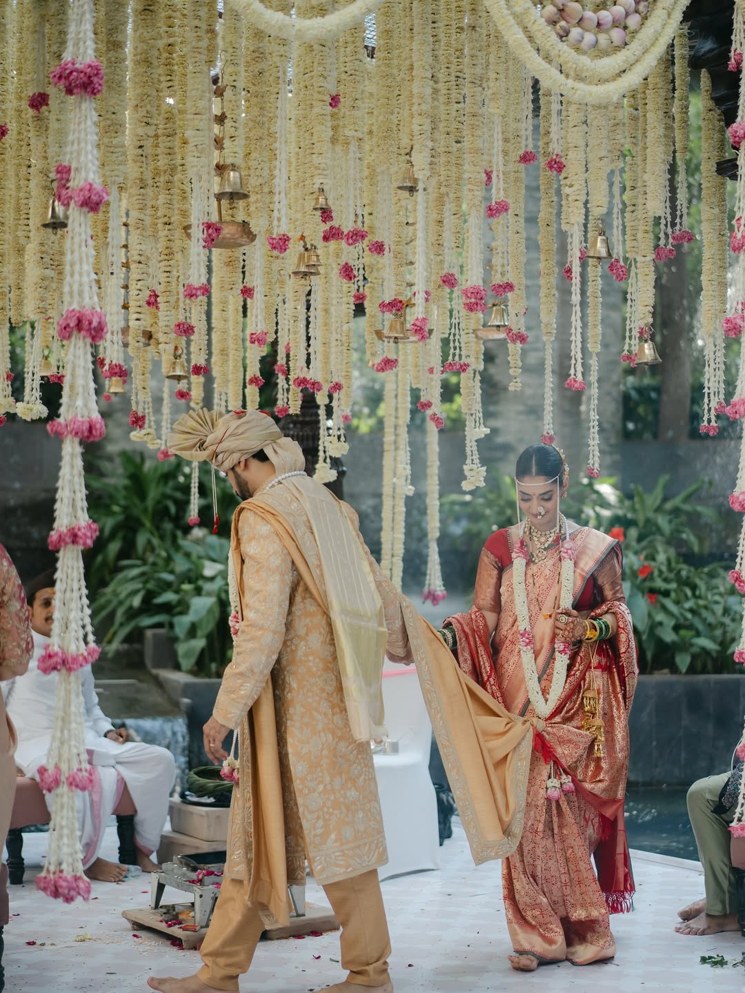 actor pratik deshmukh wedding photos